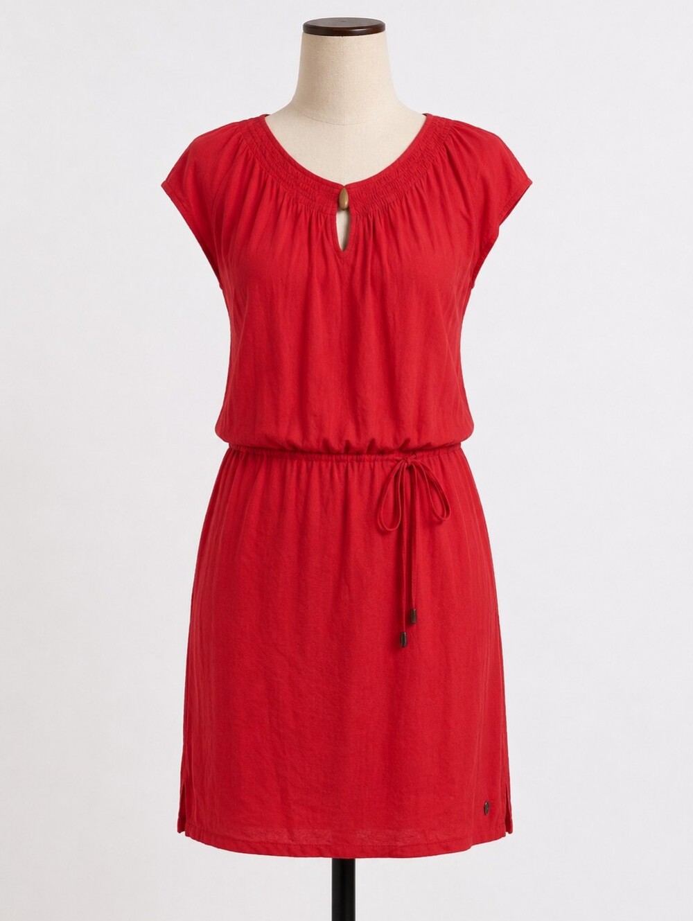 Lolë Red Drawstring Waist Dress | Medium